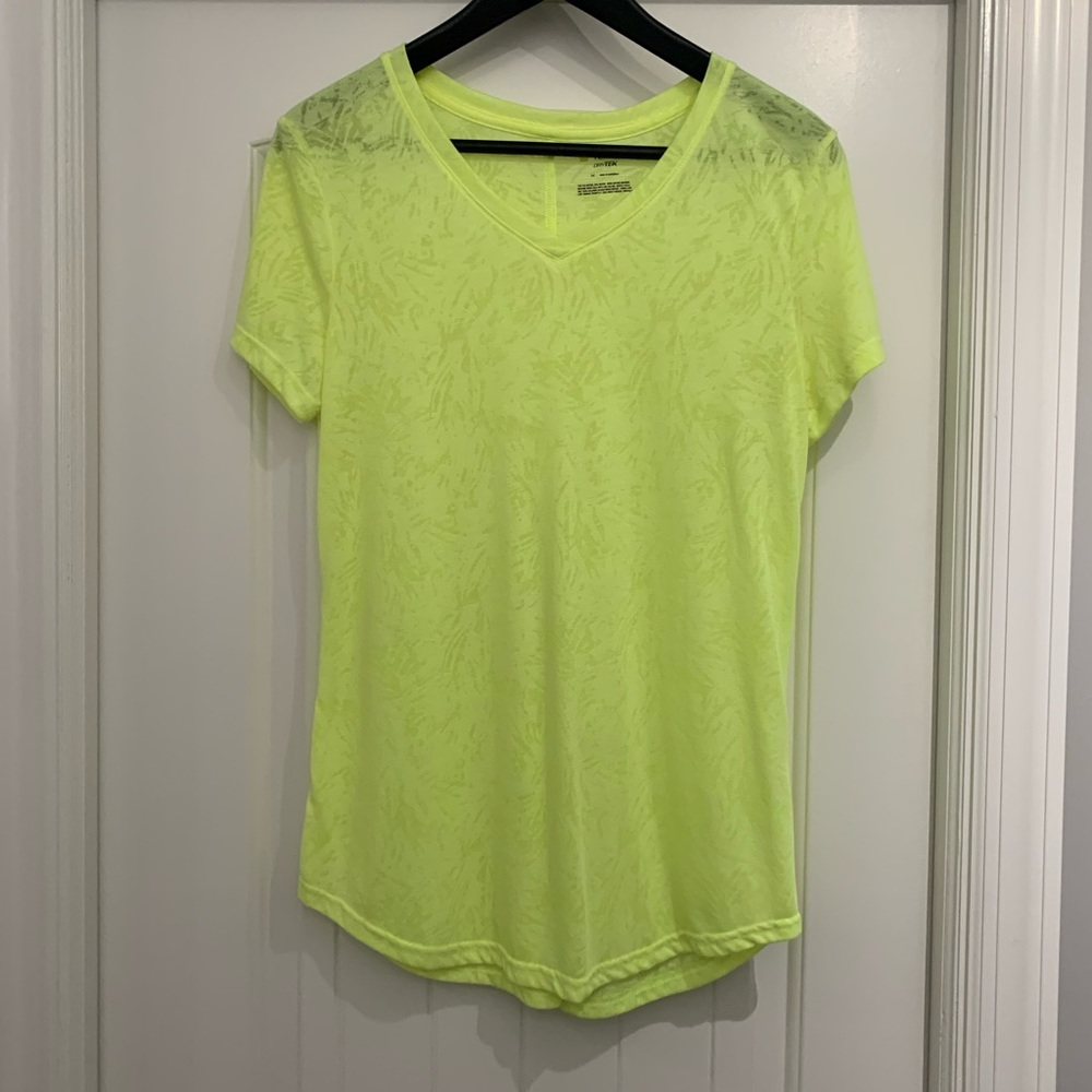 🤍 Cute top- New!!